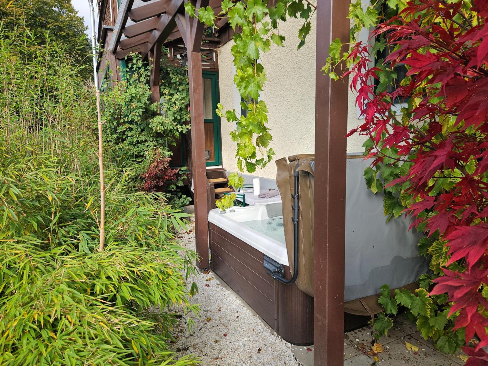 Premium Apartment Mit Privatem Whirlpool, Sauna, Garten Sankt Martin am Grimming Exterior photo